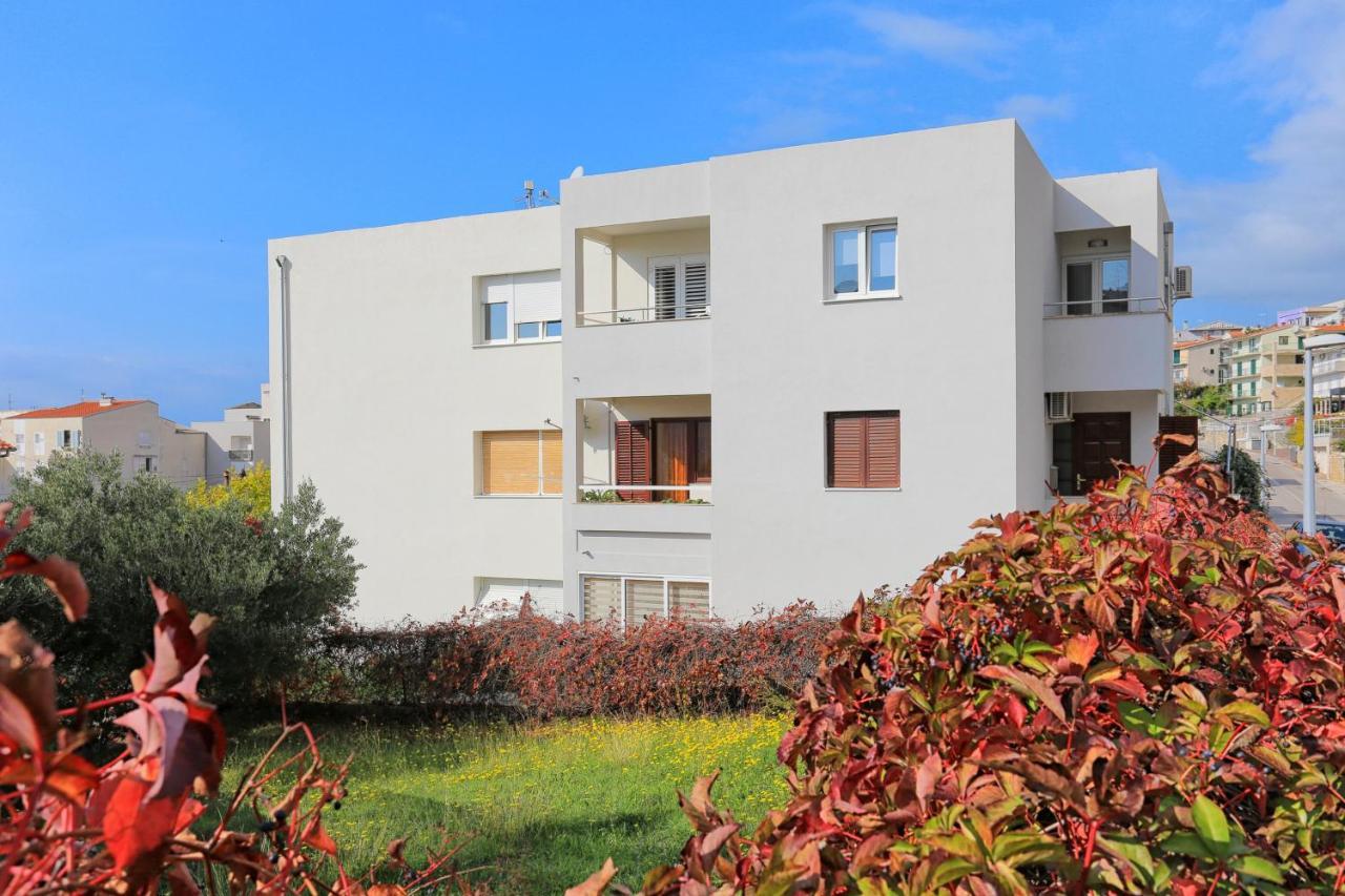 Apartments With A Parking Space Makarska - 5984 Exterior foto