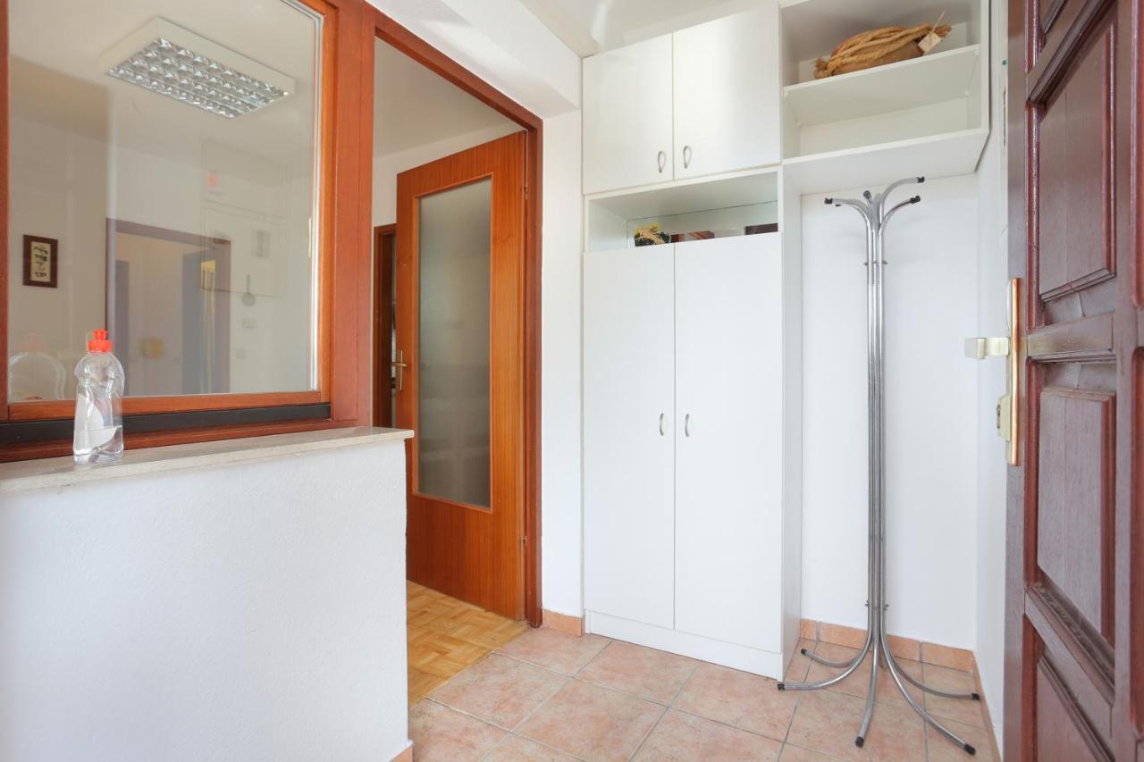 Apartments With A Parking Space Makarska - 5984 Exterior foto